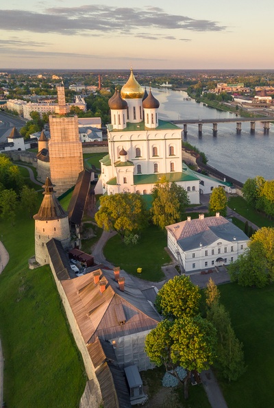 Большая экскурсия по Пскову Большая экскурсия по Пскову